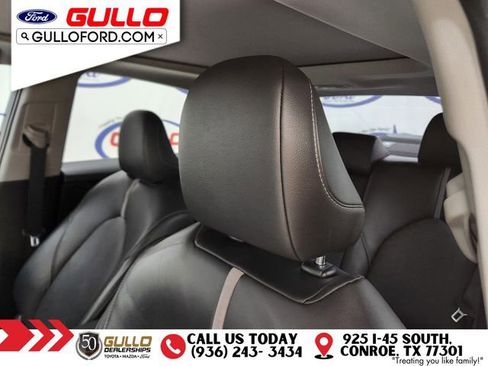 Used 2018 Toyota Camry XSE image 17