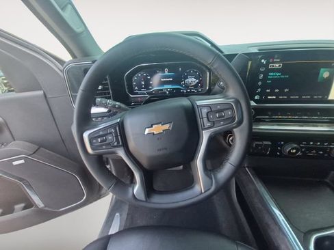 Used 2024 Chevrolet Silverado 3500 LTZ w/ LTZ Convenience Package AWD/4WD image 12