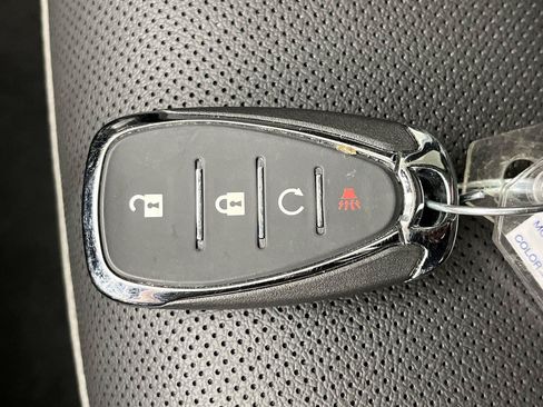 Certified 2024 Chevrolet Trax ACTIV FWD image 26