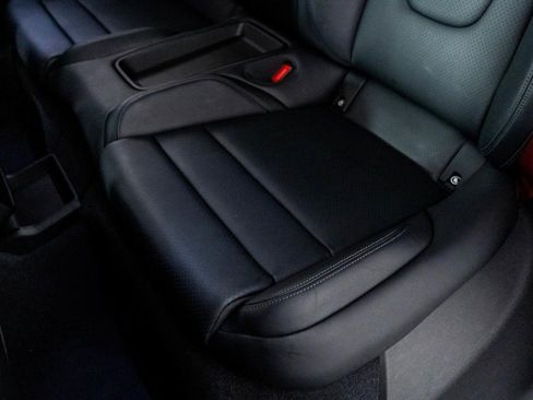 Used 2024 Porsche Taycan GTS w/ Premium Package (P6U) image 33