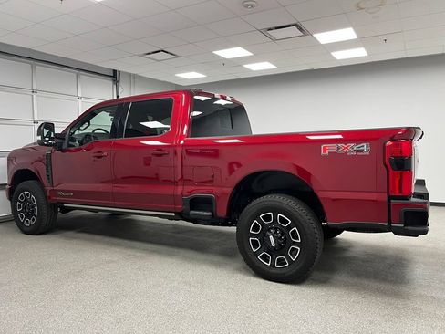 Used 2025 Ford F350 Platinum AWD/4WD image 7