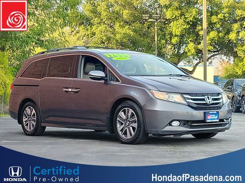 Used 2016 Honda Odyssey Touring Elite image 8