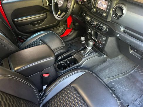 Used 2021 Jeep Gladiator Sport w/ Trailer Tow Package AWD/4WD image 20
