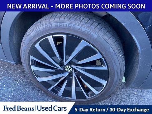 Used 2023 Volkswagen ID.4 Pro S Plus image 7