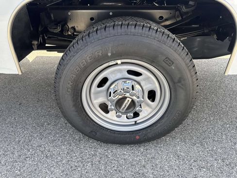 New 2026 Ford F350 XL w/ XL Chrome Package RWD image 11
