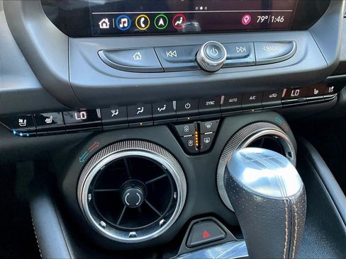 Used 2019 Chevrolet Camaro SS w/ Black Appearance Package RWD image 14