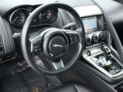 Used 2015 Jaguar F-TYPE Coupe image 38