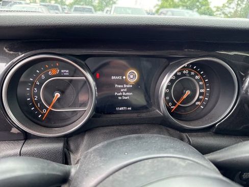 Used 2020 Jeep Wrangler Unlimited Sport AWD/4WD image 12