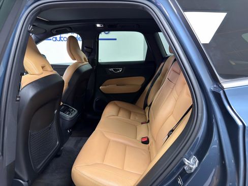 Used 2019 Volvo XC60 T5 Inscription w/ Protection Package image 29