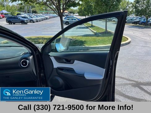 Used 2023 Hyundai Kona SEL w/ Cargo Package AWD/4WD image 56
