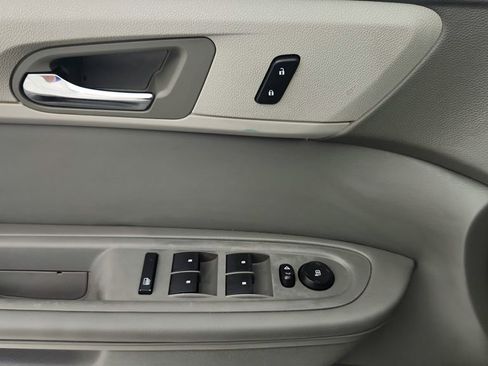 Used 2015 Chevrolet Traverse LS FWD image 22