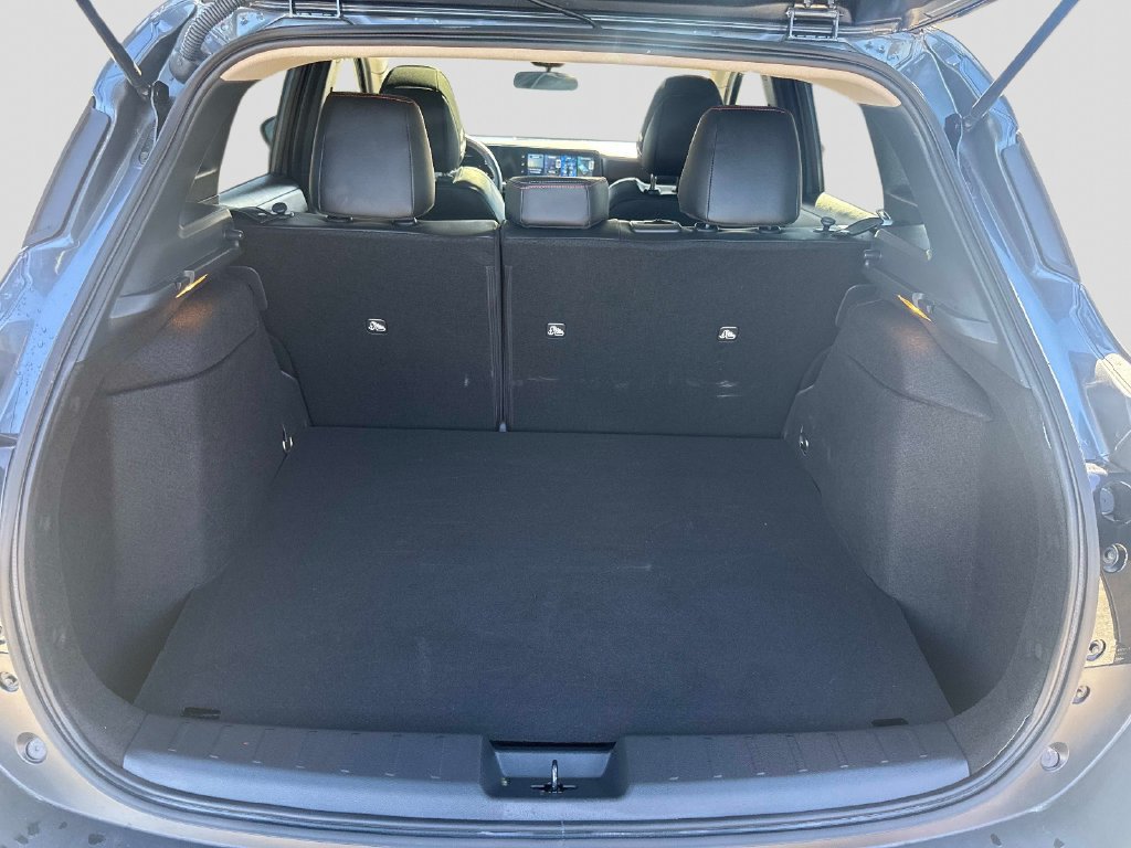 Certified 2026 Nissan Kicks SR w/ SR Premium Package AWD/4WD image 7