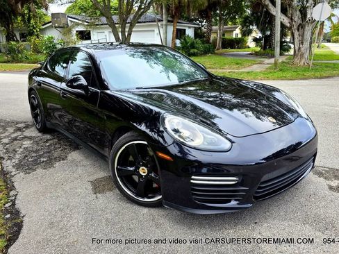 Used 2016 Porsche Panamera GTS image 27