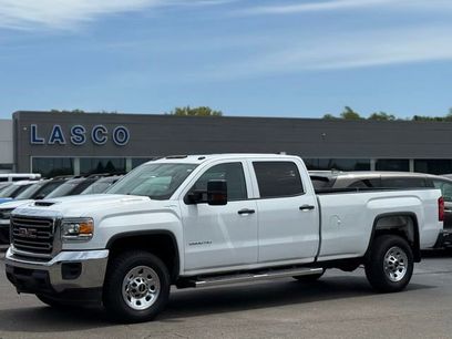 Used 2019 GMC Sierra 2500 4x4 Crew Cab w/ Sierra Convenience Package