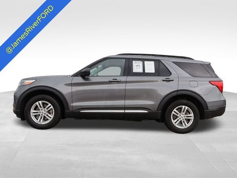 Certified 2023 Ford Explorer XLT w/ Equipment Group 202A AWD/4WD image 2
