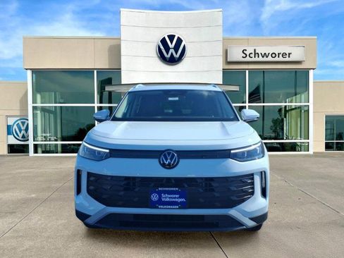 New 2026 Volkswagen Tiguan SE AWD/4WD image 7