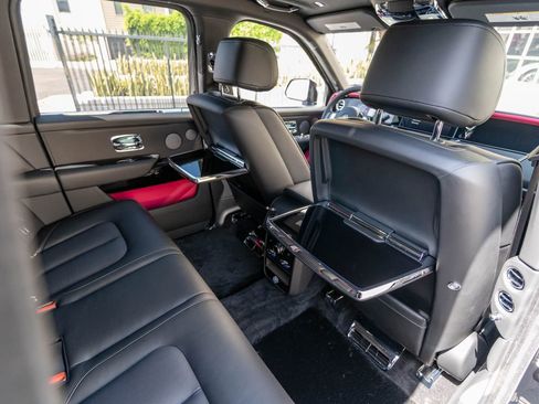 New 2026 Rolls-Royce Cullinan AWD/4WD image 31