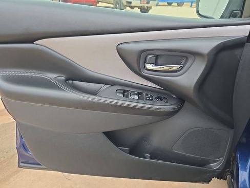 Used 2021 Nissan Murano SV FWD image 27