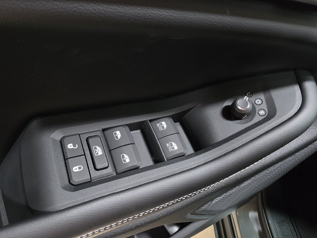 New 2027 Jeep Grand Cherokee Limited AWD/4WD image 13