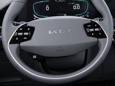 New 2025 Kia Niro EX image 22