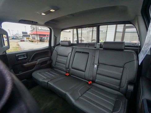 Used 2018 GMC Sierra 3500 Denali w/ Duramax Plus Package image 32