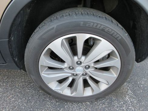 Used 2019 Buick Encore Preferred AWD/4WD image 12