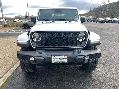 New 2026 Jeep Gladiator Sport image 6