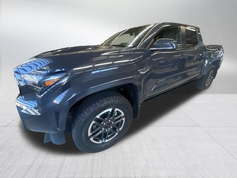 Used 2025 Toyota Tacoma TRD Sport image 10