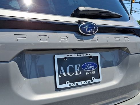 Used 2025 Subaru Forester Premium w/ Convenience Package #1 AWD/4WD image 30