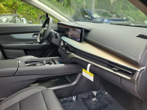 New 2026 Nissan Murano Platinum w/ Cargo Package AWD/4WD image 31