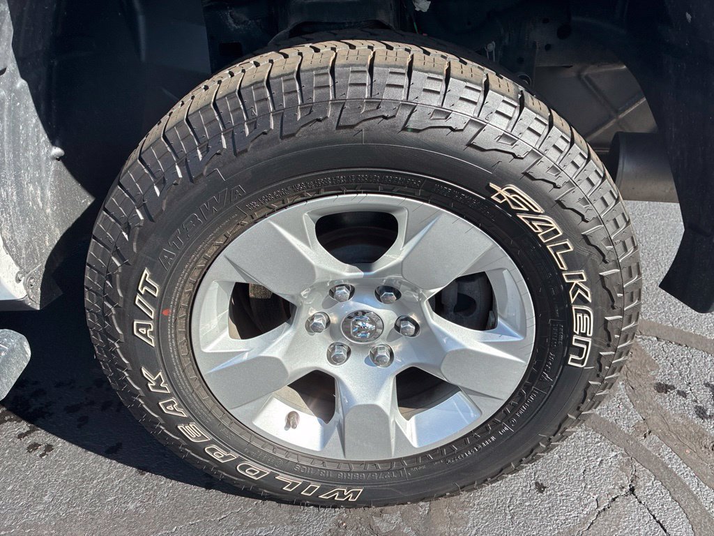 Used 2024 RAM 1500 Big Horn AWD/4WD image 11