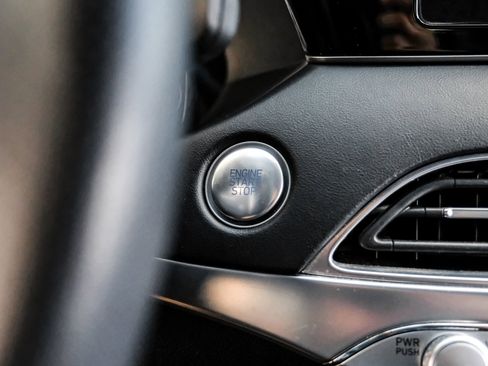 Used 2020 Hyundai Palisade Limited image 23