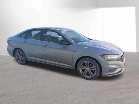 Used 2020 Volkswagen Jetta R-Line w/ R-Line Cold Weather Package image 15