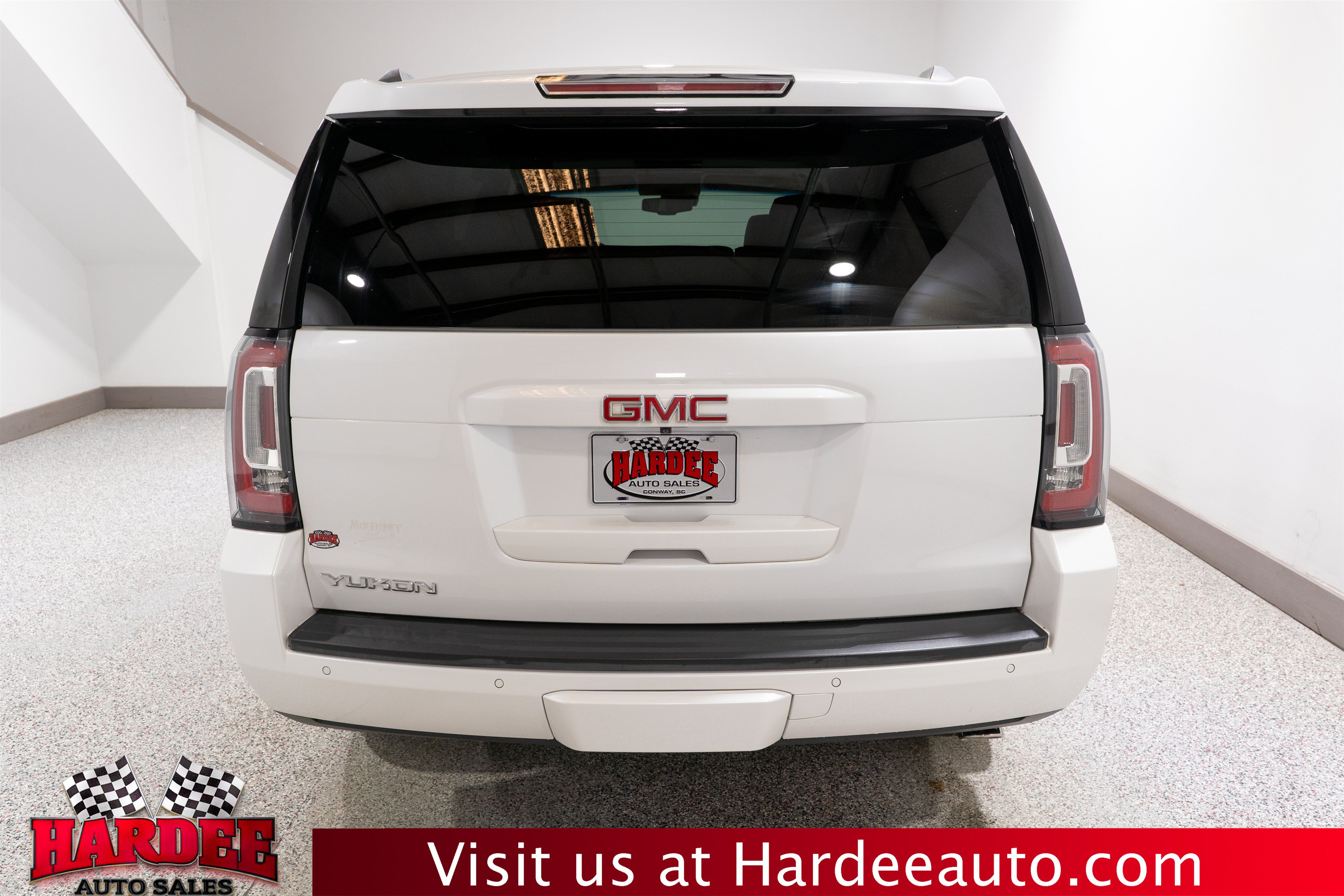 Used 2019 GMC Yukon SLT w/ Premium Edition AWD/4WD image 4
