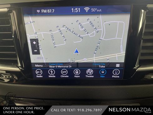 Used 2019 Chrysler Pacifica Touring-L Plus image 27