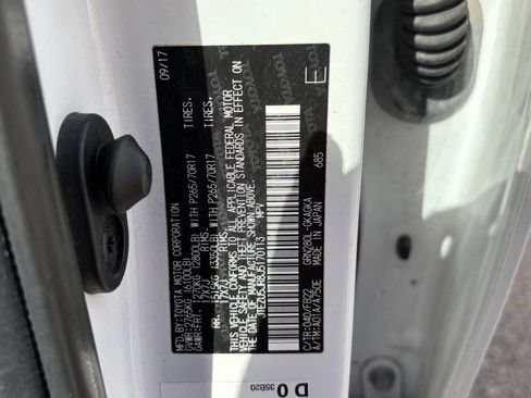 Used 2018 Toyota 4Runner SR5 RWD image 27