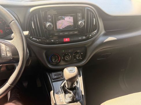 Used 2018 RAM ProMaster City Tradesman SLT FWD image 28