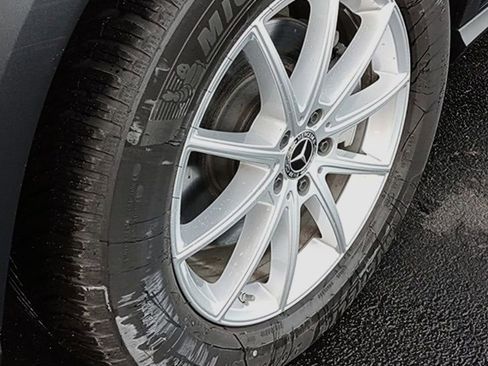 Used 2025 Mercedes-Benz GLE 350 4MATIC image 6