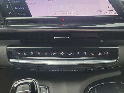 Certified 2024 Cadillac Escalade Sport AWD/4WD image 18