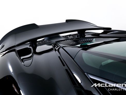 New 2027 McLaren 750S RWD image 32