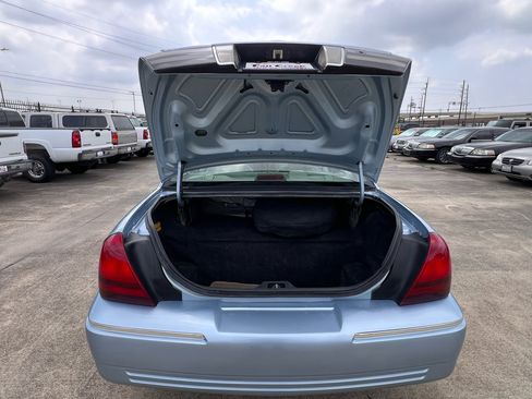 Used 2009 Mercury Grand Marquis LS image 14