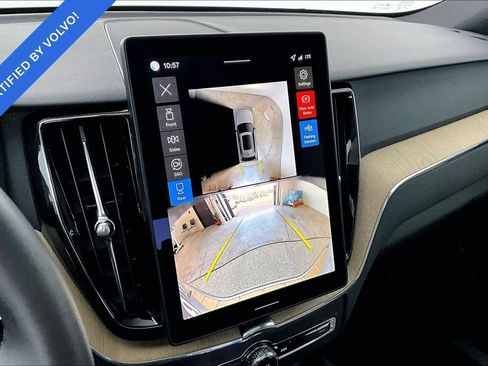 Certified 2026 Volvo XC60 B5 Plus AWD/4WD image 28