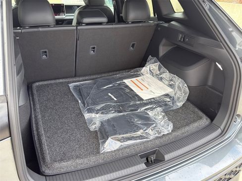 New 2026 Volkswagen Tiguan SE R-Line image 31