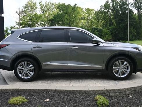 Used 2025 Acura MDX SH-AWD image 4