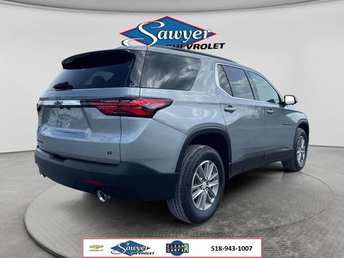 Used 2023 Chevrolet Traverse LT w/ LPO, Floor Liner Package AWD/4WD image 5