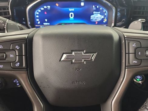 Used 2022 Chevrolet Silverado 1500 ZR2 w/ Technology Package AWD/4WD image 12