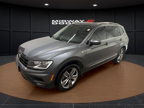 Used 2021 Volkswagen Tiguan SEL w/ 2-Row Tiguan MDO Package AWD/4WD image 2
