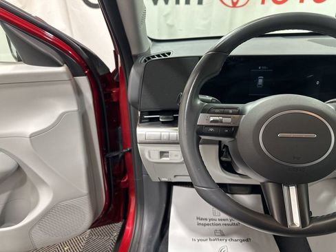 Used 2025 Hyundai Kona SEL image 26