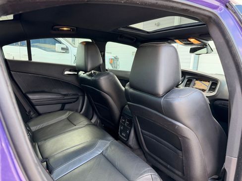 Used 2016 Dodge Charger R/T w/ Plus Group image 25