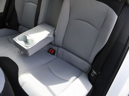 Certified 2021 Toyota Prius LE w/ Carpet Mat Package (TMS) image 22